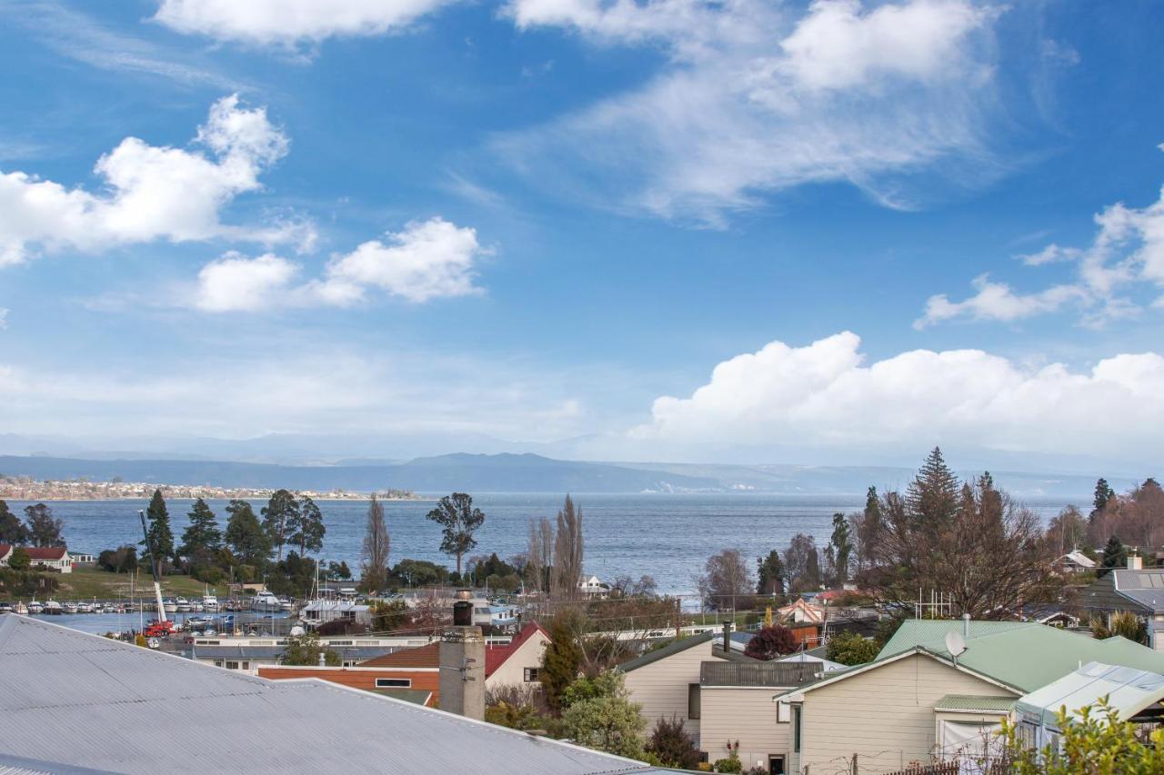 Kaihua Lookout - Taupo Holiday Home Экстерьер фото